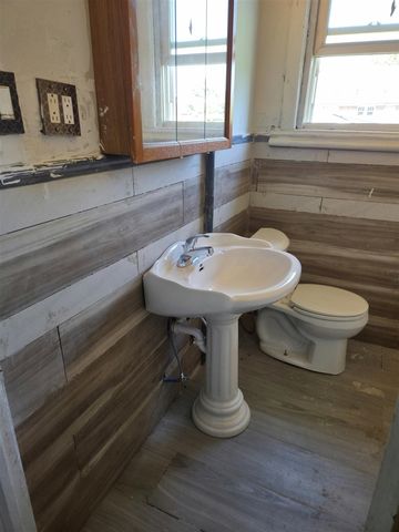 3742 W Grand Street, Detroit, MI 48238