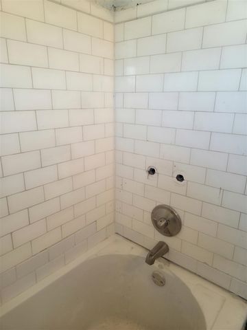 3742 W Grand Street, Detroit, MI 48238