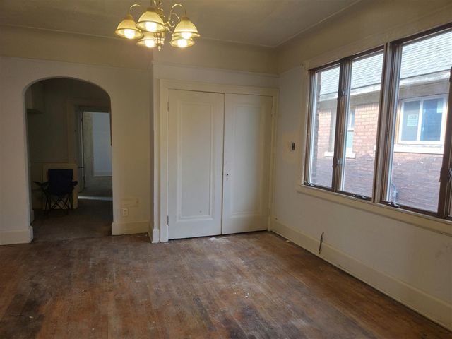 3742 W Grand Street, Detroit, MI 48238