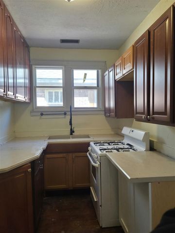 3742 W Grand Street, Detroit, MI 48238