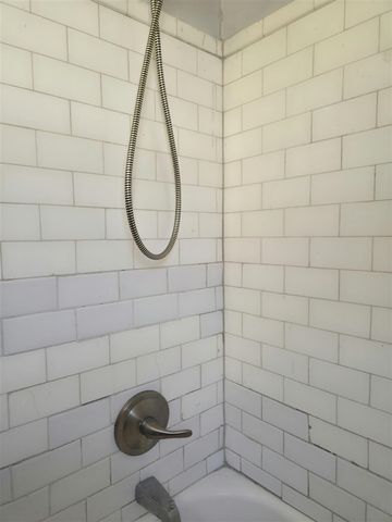 3742 W Grand Street, Detroit, MI 48238