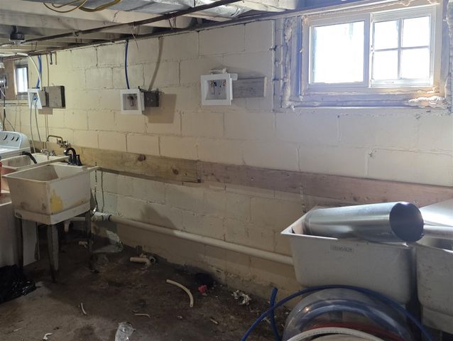 3742 W Grand Street, Detroit, MI 48238