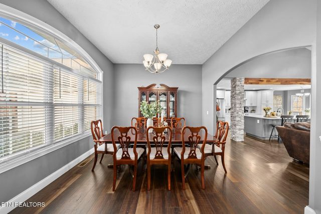 1378 POW Camp Rd, Crossville, TN 38572