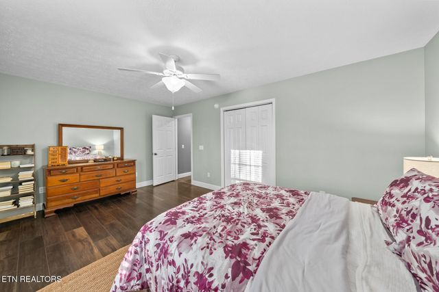 1378 POW Camp Rd, Crossville, TN 38572