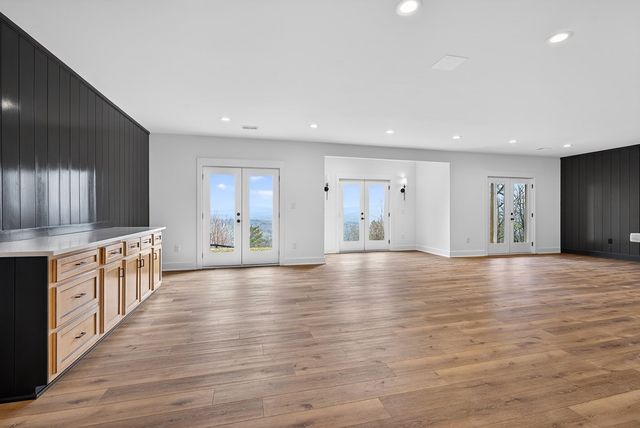 1811 Talona Mountain Road, Ellijay, GA 30536