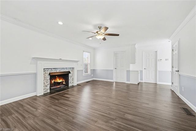 1509 Lakefield Drive, Clemmons, NC 27012