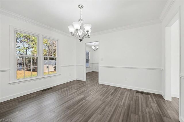 1509 Lakefield Drive, Clemmons, NC 27012