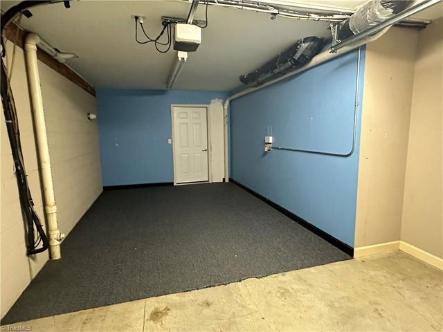 1509 Lakefield Drive, Clemmons, NC 27012