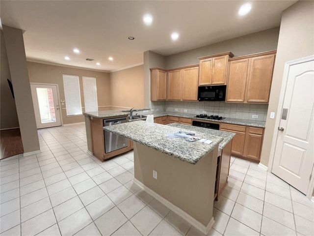 3305 N Knollcrest Lane, Pearland, TX 77584