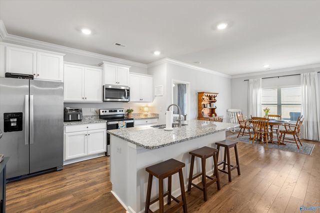 22556 Regent Drive, Athens, AL 35613