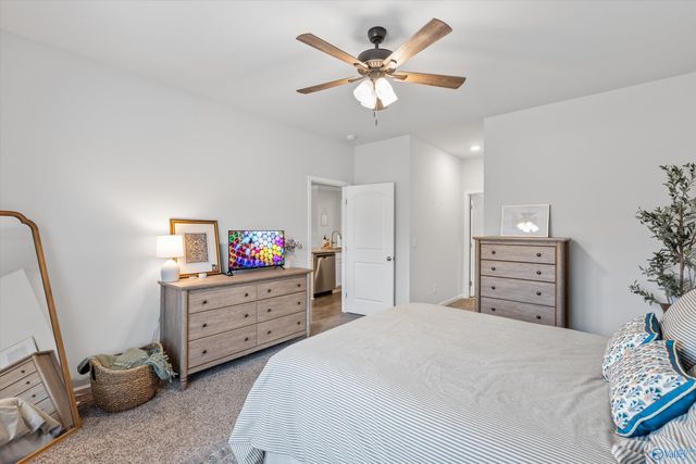 22556 Regent Drive, Athens, AL 35613