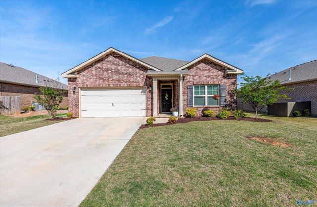 22556 Regent Drive, Athens, AL 35613