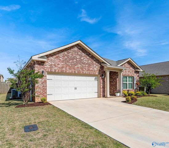 22556 Regent Drive, Athens, AL 35613