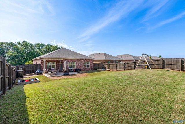 22556 Regent Drive, Athens, AL 35613