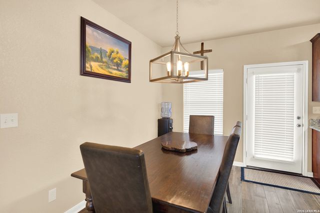 101 Hickory Run, La Vernia, TX 78121