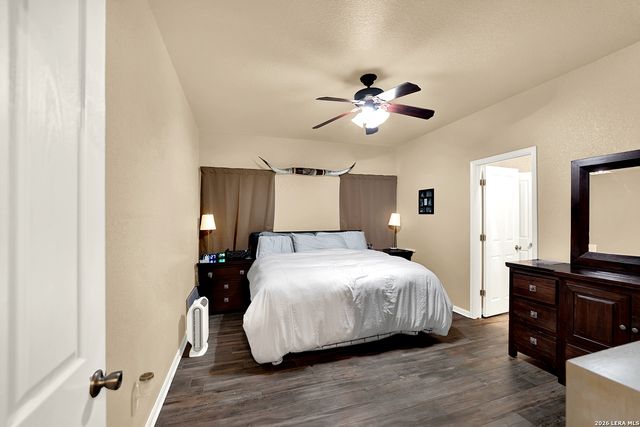 101 Hickory Run, La Vernia, TX 78121