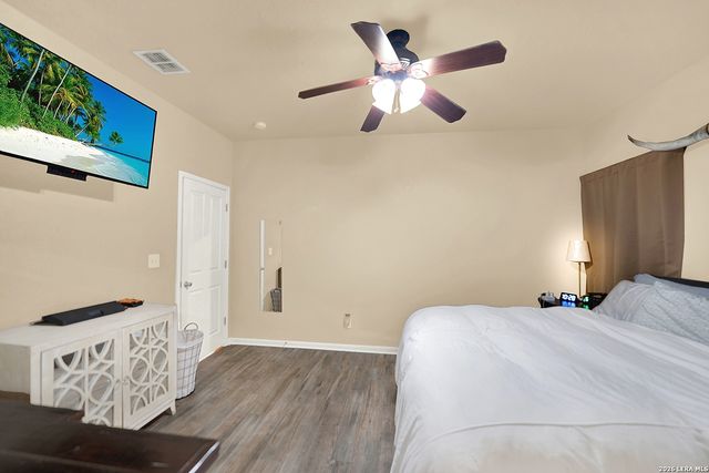 101 Hickory Run, La Vernia, TX 78121