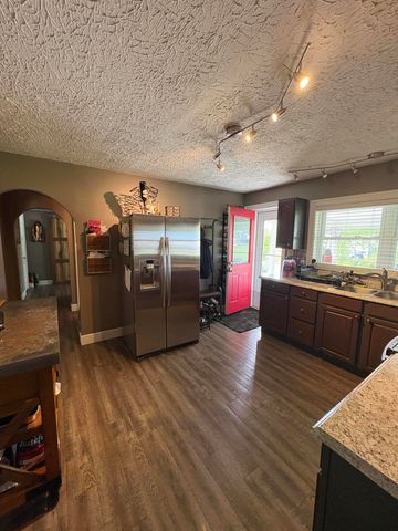18 Gilbert Avenue, Dry Ridge, KY 41035