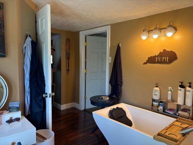 18 Gilbert Avenue, Dry Ridge, KY 41035