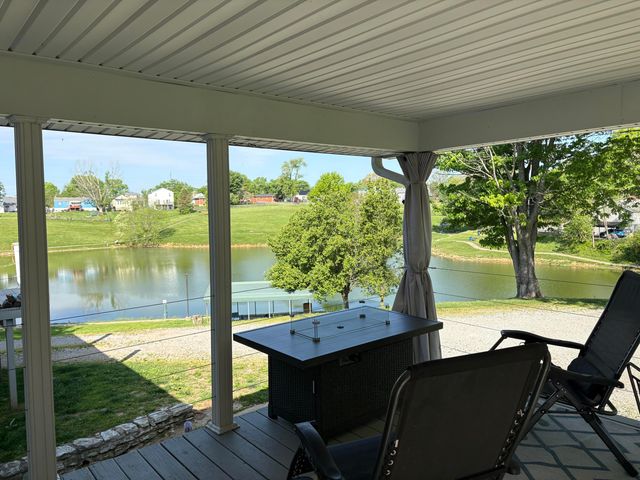 18 Gilbert Avenue, Dry Ridge, KY 41035