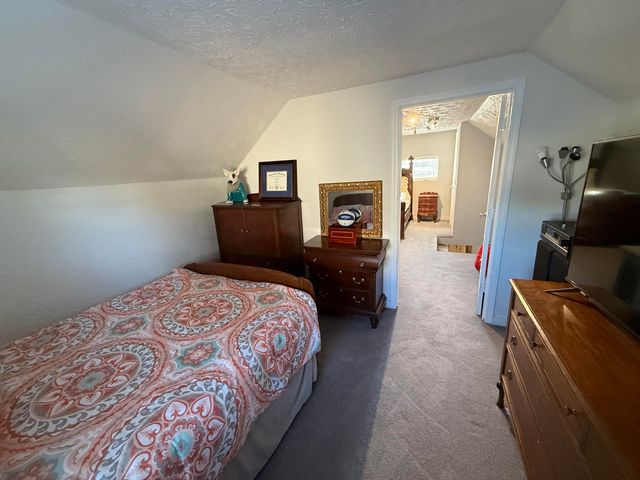 18 Gilbert Avenue, Dry Ridge, KY 41035