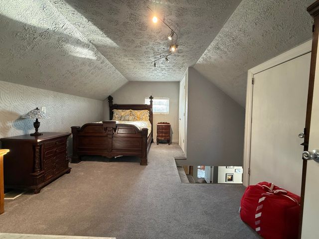 18 Gilbert Avenue, Dry Ridge, KY 41035