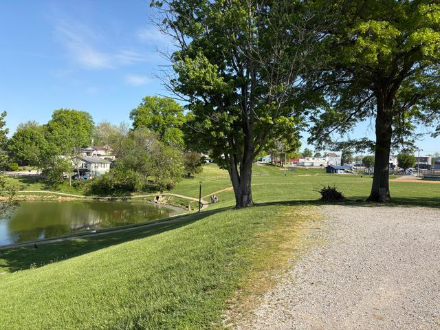 18 Gilbert Avenue, Dry Ridge, KY 41035