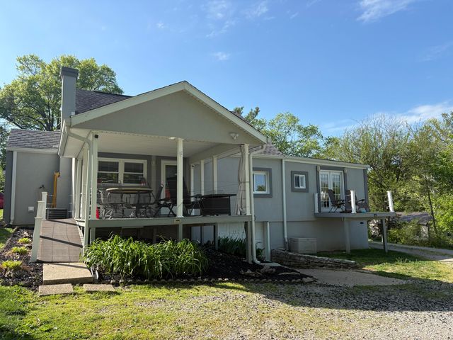 18 Gilbert Avenue, Dry Ridge, KY 41035