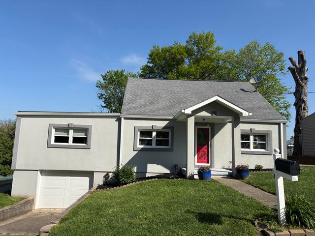 18 Gilbert Avenue, Dry Ridge, KY 41035