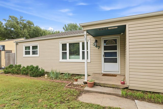 347 W 4th St, Haysville, KS 67060