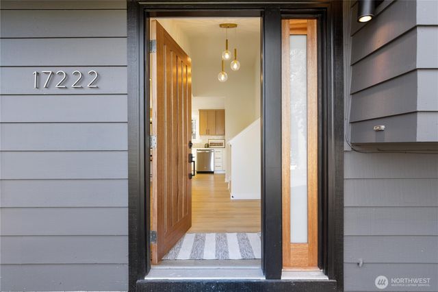 17222 58th Avenue W, Lynnwood, WA 98037