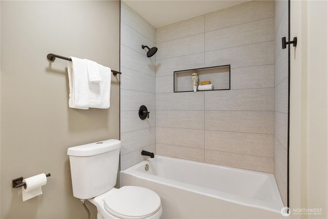 17222 58th Avenue W, Lynnwood, WA 98037