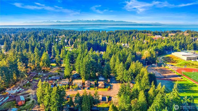 17222 58th Avenue W, Lynnwood, WA 98037