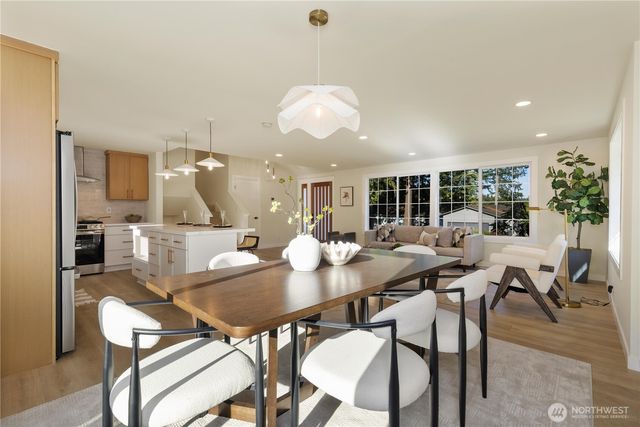 17222 58th Avenue W, Lynnwood, WA 98037