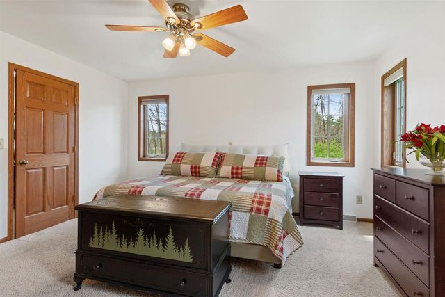 1180 Blue Ridge Lane, Wisconsin Rapids, WI 54494
