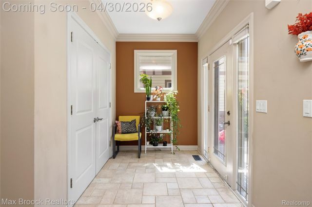 721 S Kenwood Avenue, Royal Oak, MI 48067