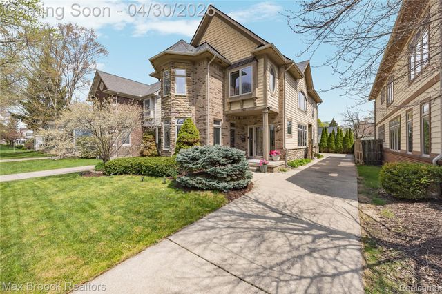 721 S Kenwood Avenue, Royal Oak, MI 48067
