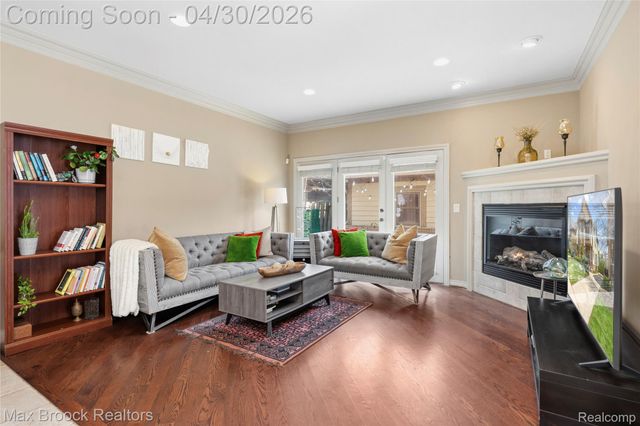 721 S Kenwood Avenue, Royal Oak, MI 48067