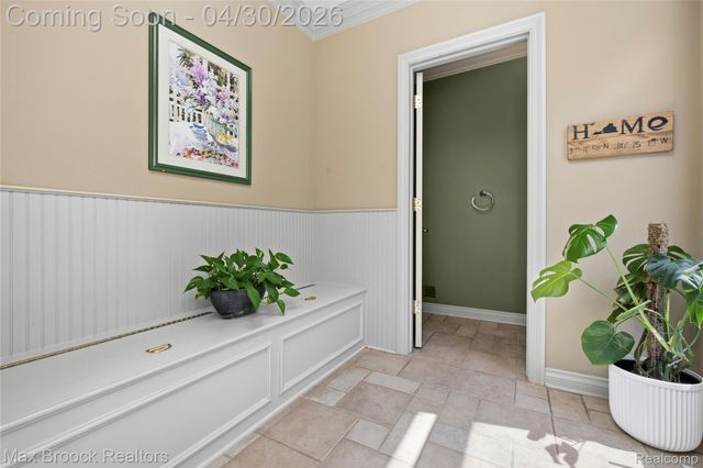 721 S Kenwood Avenue, Royal Oak, MI 48067