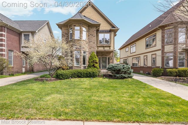 721 S Kenwood Avenue, Royal Oak, MI 48067