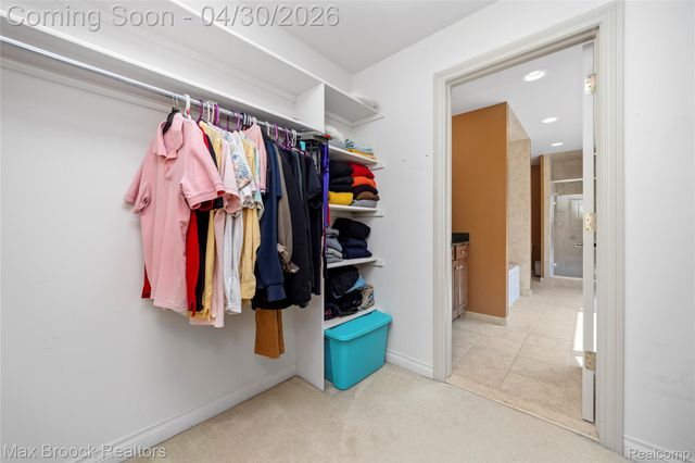 721 S Kenwood Avenue, Royal Oak, MI 48067
