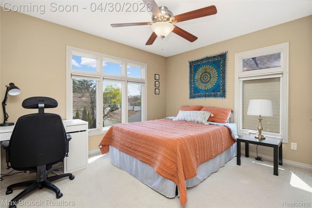 721 S Kenwood Avenue, Royal Oak, MI 48067