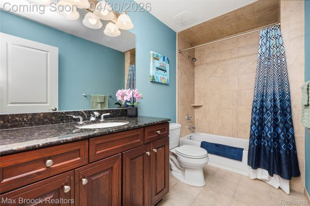 721 S Kenwood Avenue, Royal Oak, MI 48067