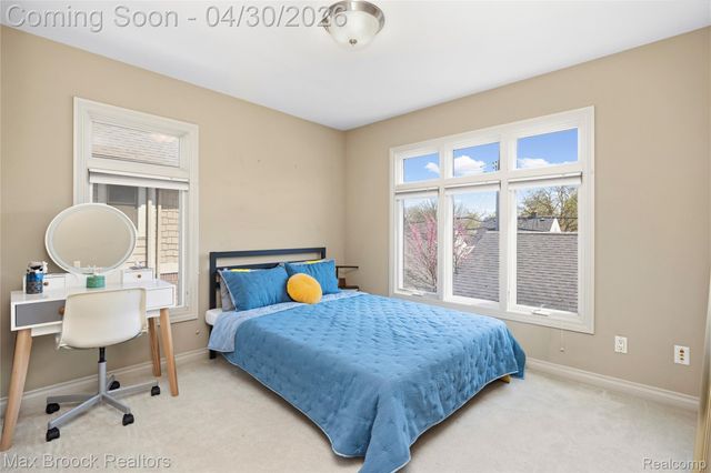 721 S Kenwood Avenue, Royal Oak, MI 48067