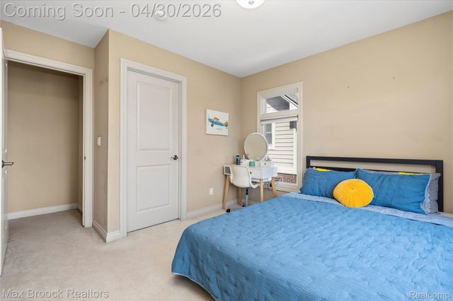 721 S Kenwood Avenue, Royal Oak, MI 48067