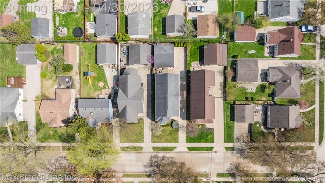 721 S Kenwood Avenue, Royal Oak, MI 48067