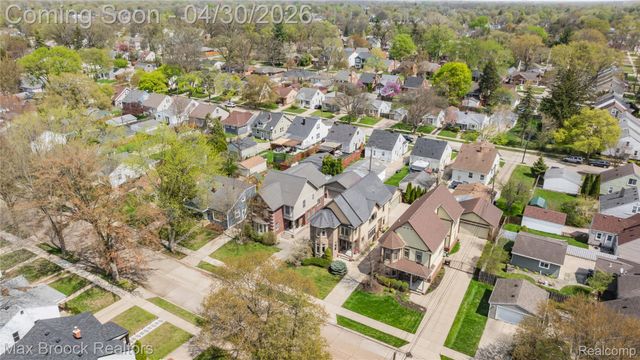 721 S Kenwood Avenue, Royal Oak, MI 48067