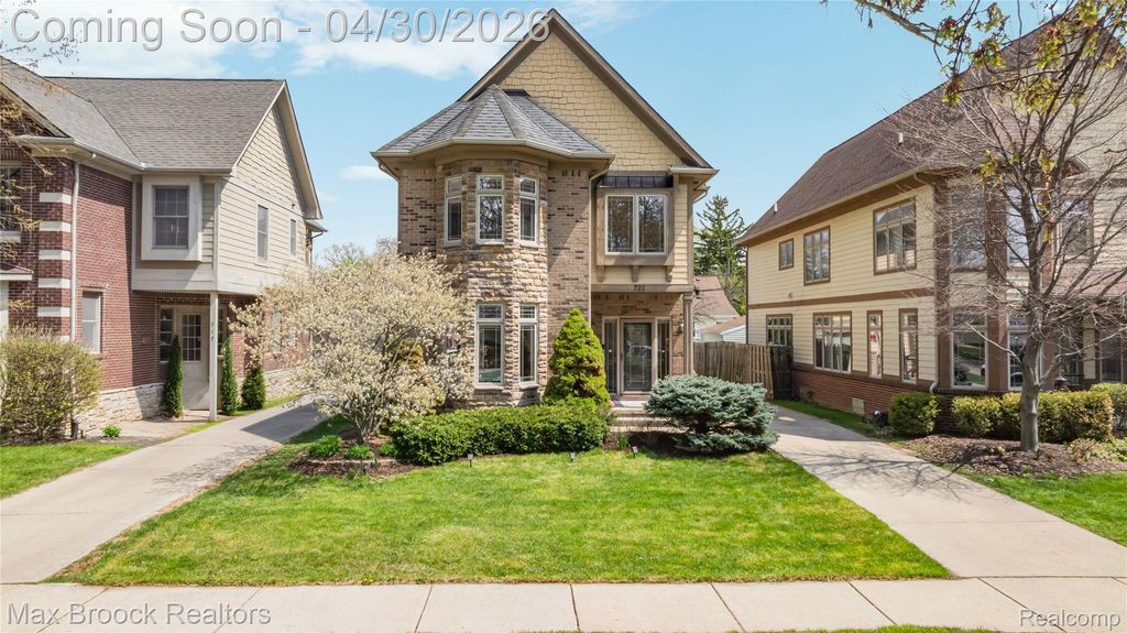 721 S Kenwood Avenue, Royal Oak, MI 48067