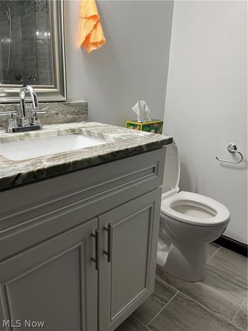2960 Richmond Road, Beachwood, OH 44122