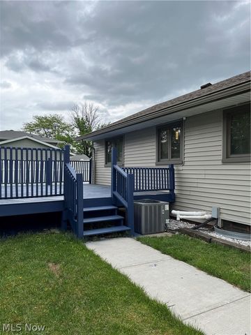 2960 Richmond Road, Beachwood, OH 44122